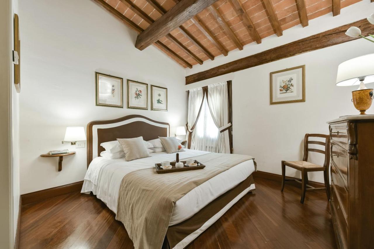 Buonarroti Big Apartment With Terrace In Oltrarno فلورنس المظهر الخارجي الصورة