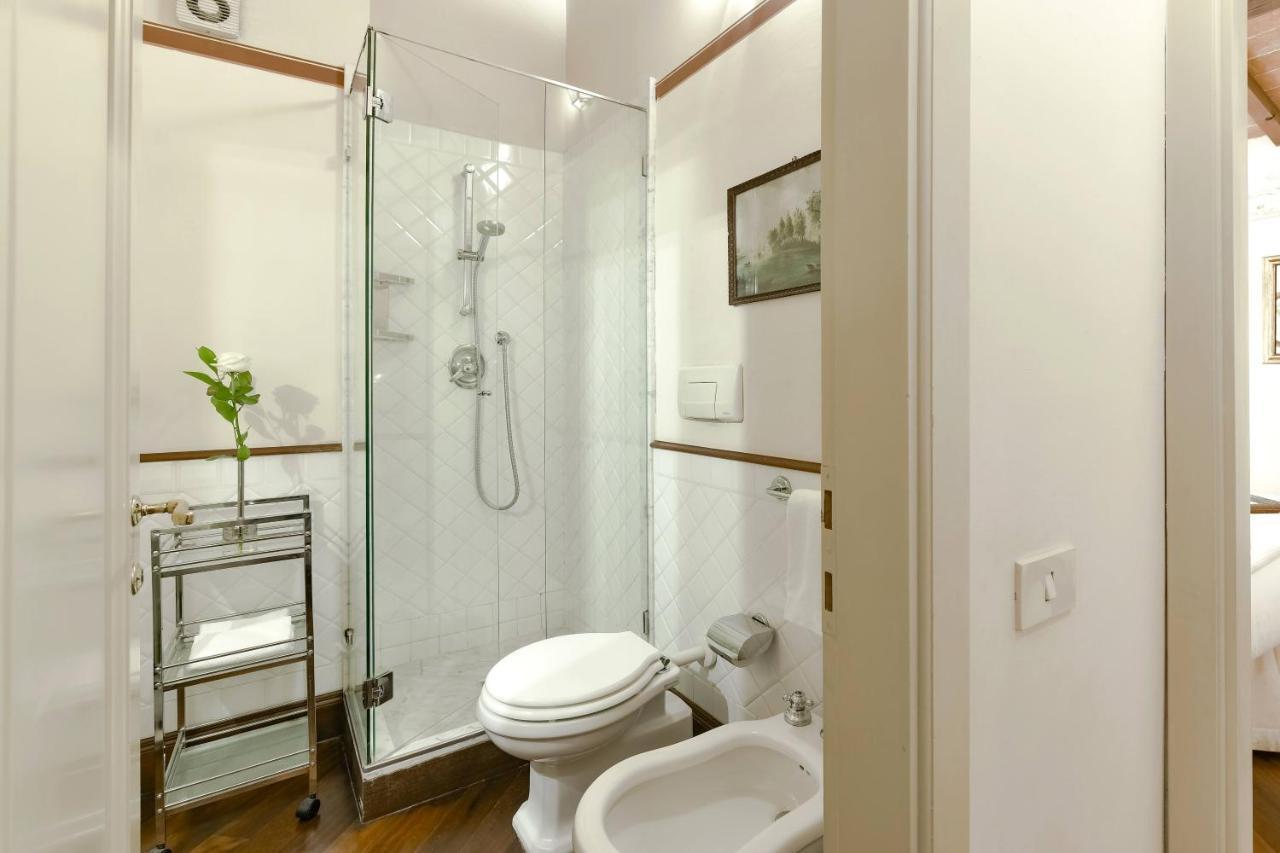 Buonarroti Big Apartment With Terrace In Oltrarno فلورنس المظهر الخارجي الصورة