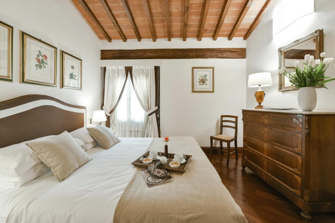 Buonarroti Big Apartment With Terrace In Oltrarno فلورنس المظهر الخارجي الصورة