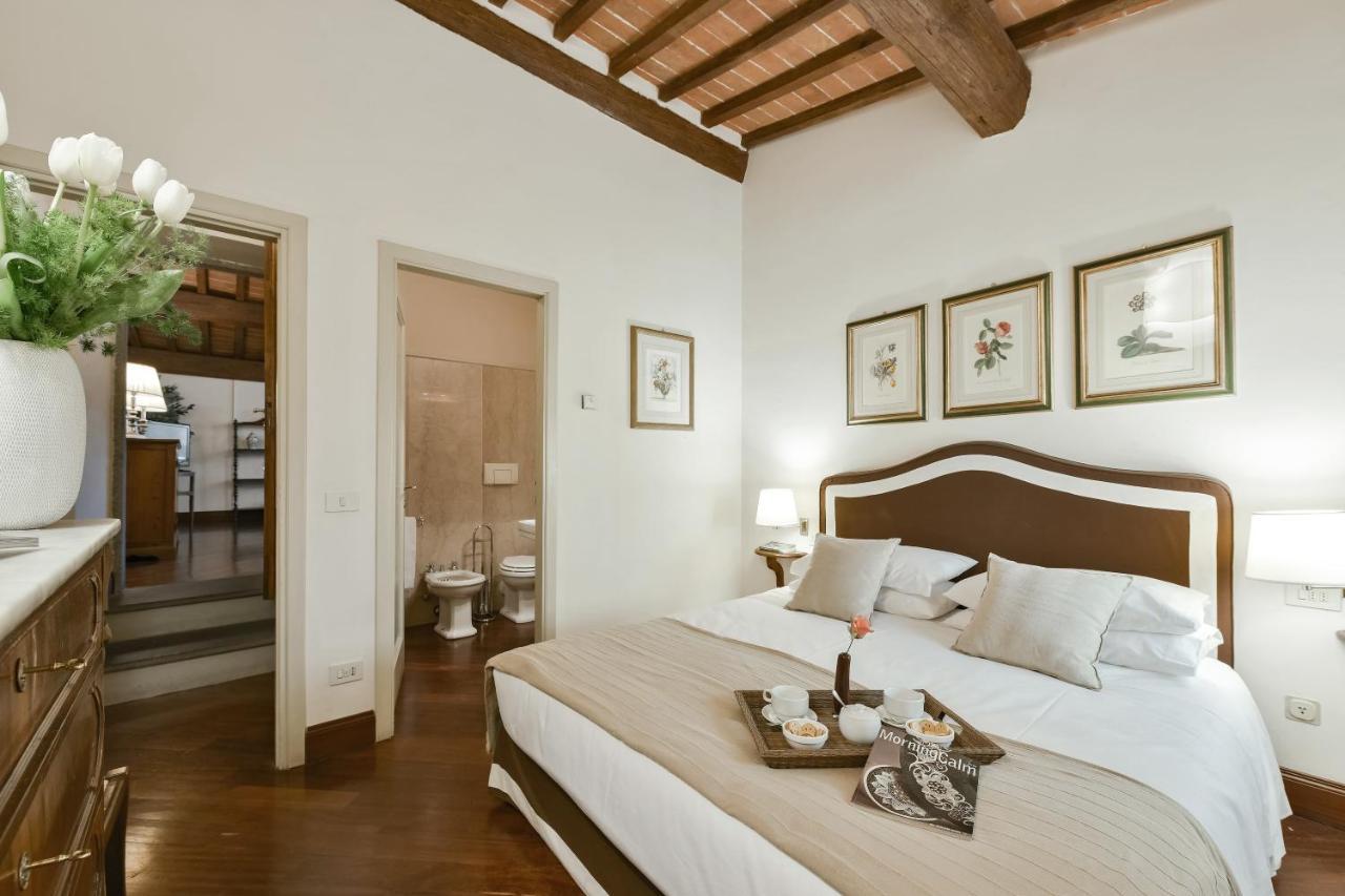 Buonarroti Big Apartment With Terrace In Oltrarno فلورنس المظهر الخارجي الصورة