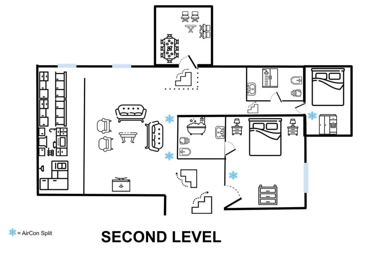 Buonarroti Big Apartment With Terrace In Oltrarno فلورنس المظهر الخارجي الصورة